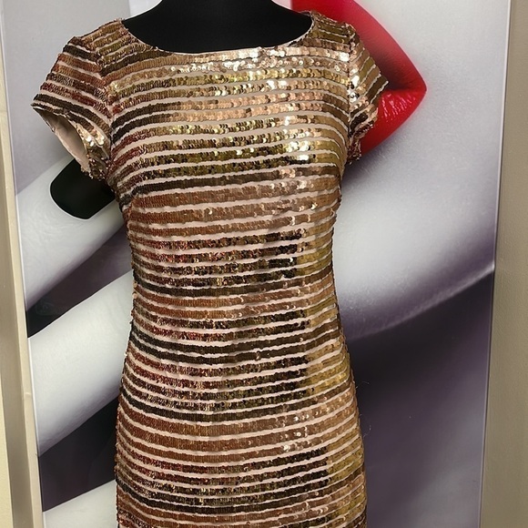Eliza J Sequins dress size 10 - Picture 13 of 15